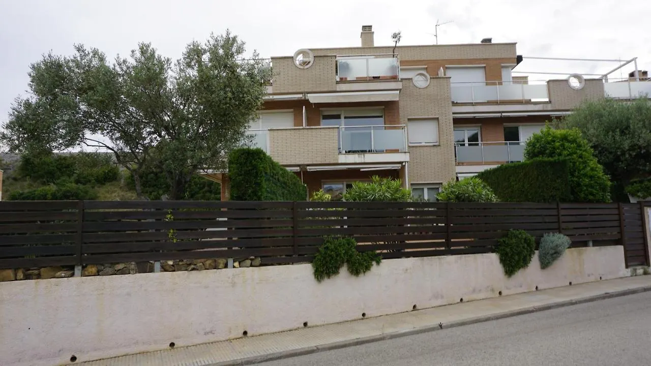 Encantador Apartamento familiar 4 px con Terraza, Parking y Wi-fi en Llançà
